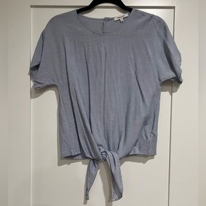Women’s Madewell Tie front Top, with Button detail on back - Sz Sm